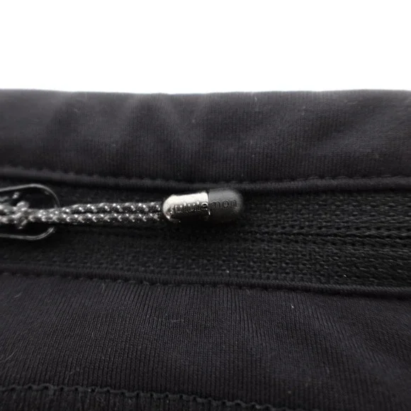 Lululemon Pants Womens 4 Black Crop Capri Mesh Lace Panel Zip Pocket Yoga Run - Picture 7 of 15